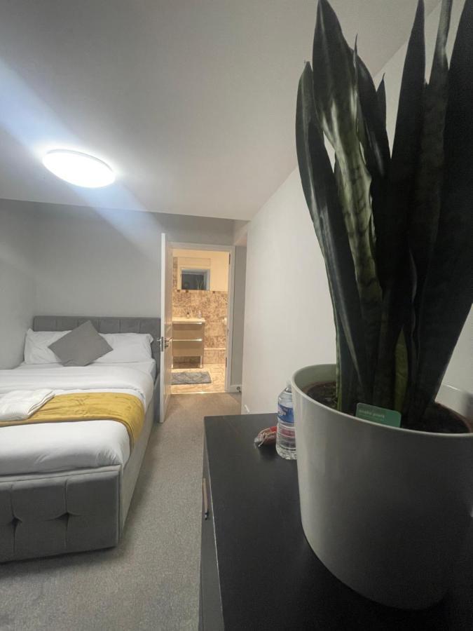 Beautiful En-Suite Bedroom イプスウィッチ エクステリア 写真