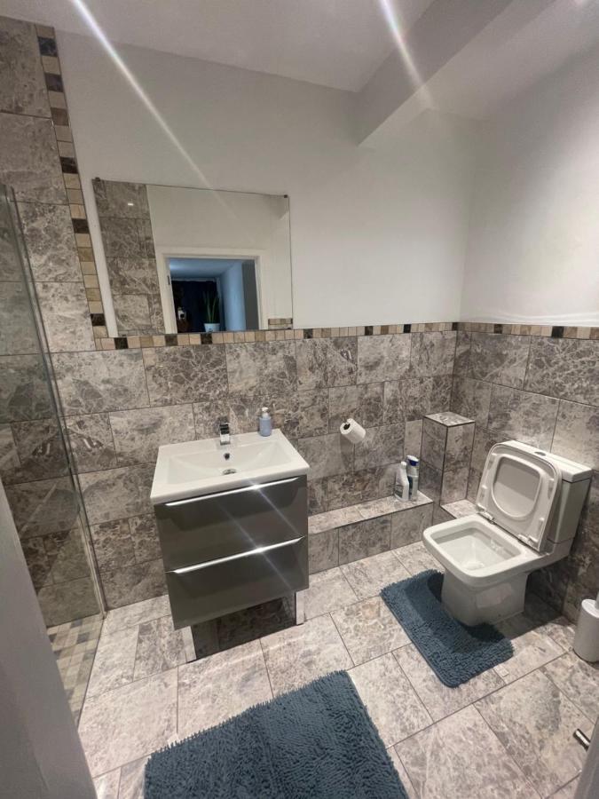 Beautiful En-Suite Bedroom イプスウィッチ エクステリア 写真