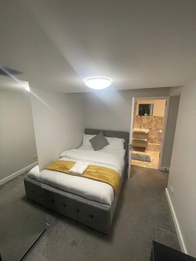 Beautiful En-Suite Bedroom イプスウィッチ エクステリア 写真