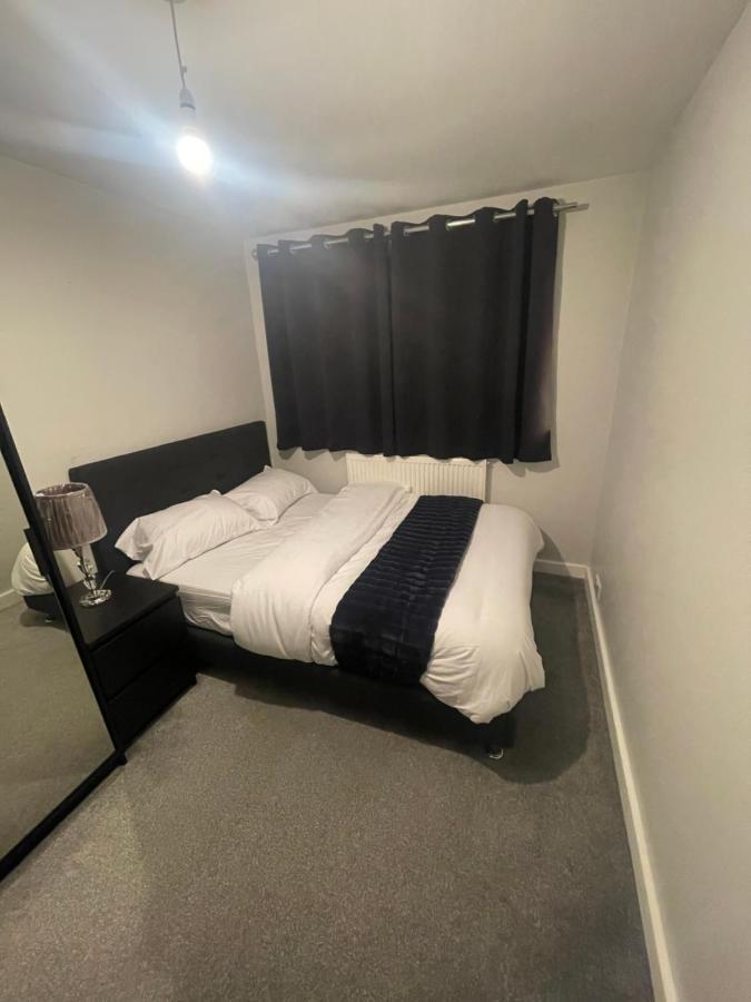 Beautiful En-Suite Bedroom イプスウィッチ エクステリア 写真