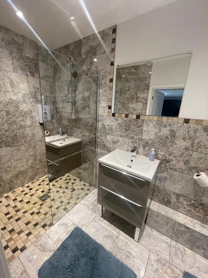 Beautiful En-Suite Bedroom イプスウィッチ エクステリア 写真