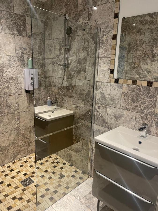 Beautiful En-Suite Bedroom イプスウィッチ エクステリア 写真